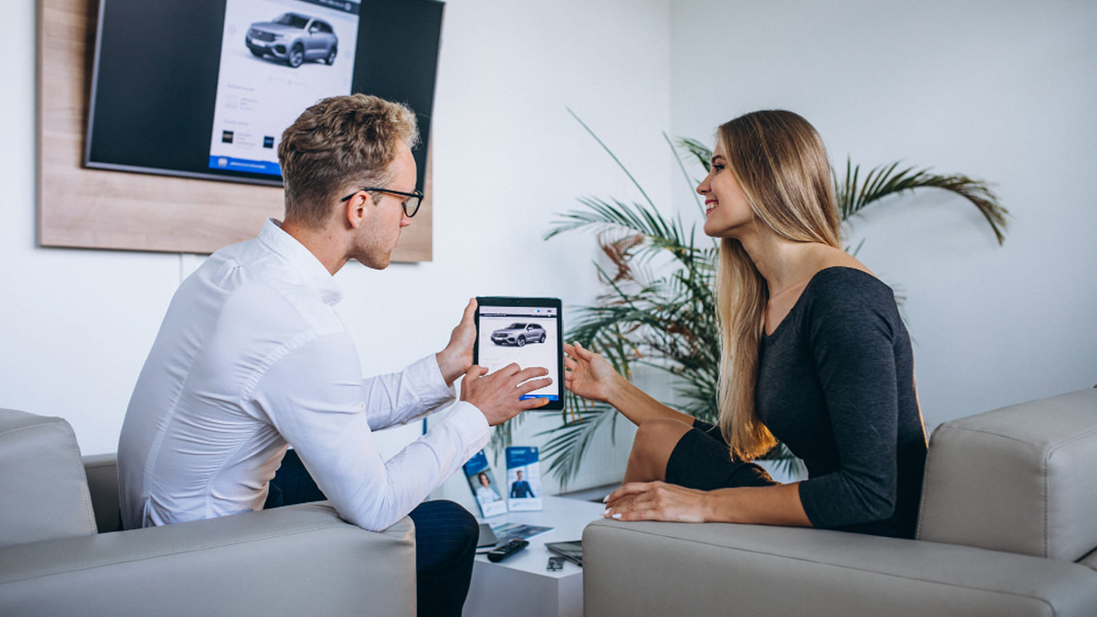why vehicle branding services are a smart marketing investment